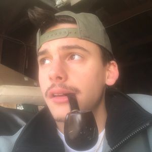 Meet your Posher, Evan